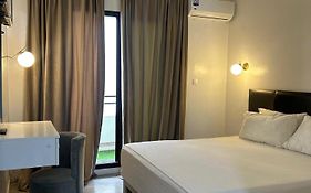 Crystal Boulevard Hotel